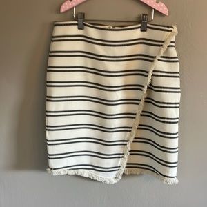 IVANKA TRUMP tweed skirt with fringe details